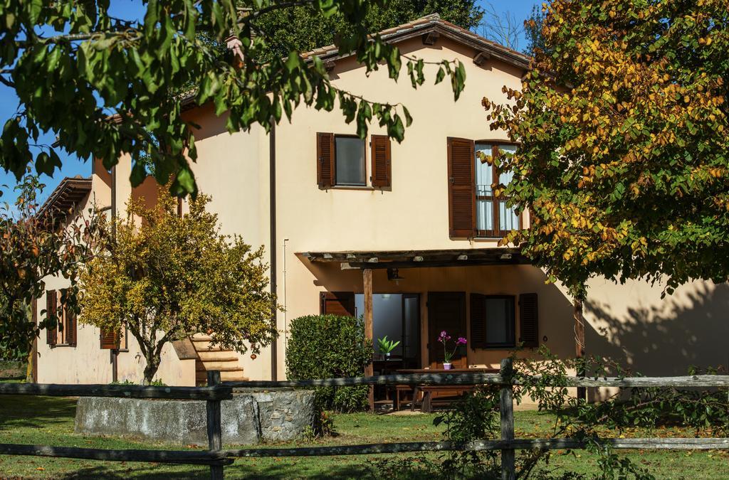 Agriturismo Olmo Bello Capodimonte Exterior foto